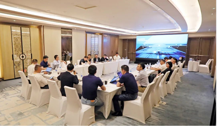 珠海航展“鉆石之夜”：讓世界愛(ài)上萬(wàn)豐鉆石飛機